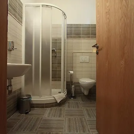Satyam Pensionat 3*